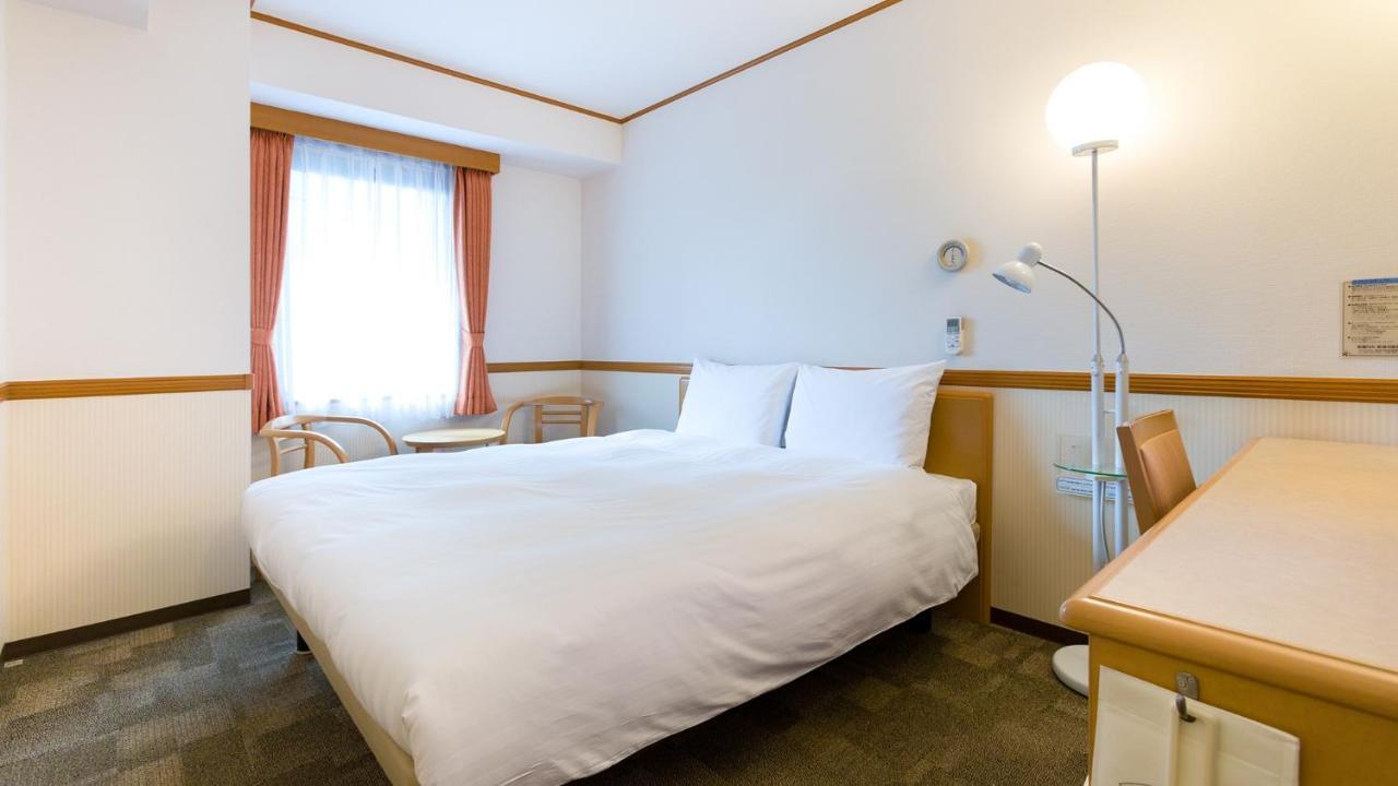 Toyoko Inn Kokura-Eki Minami-Guchi Kitakyushu Exterior foto