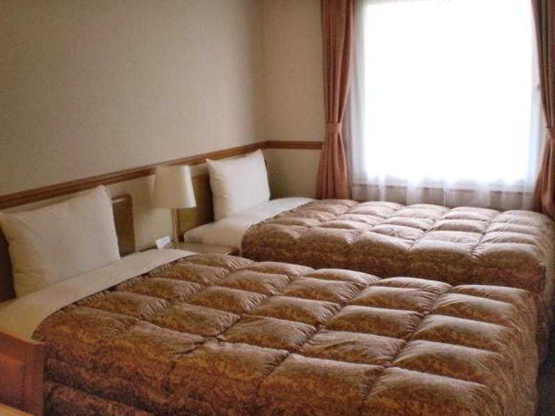 Toyoko Inn Kokura-Eki Minami-Guchi Kitakyushu Exterior foto