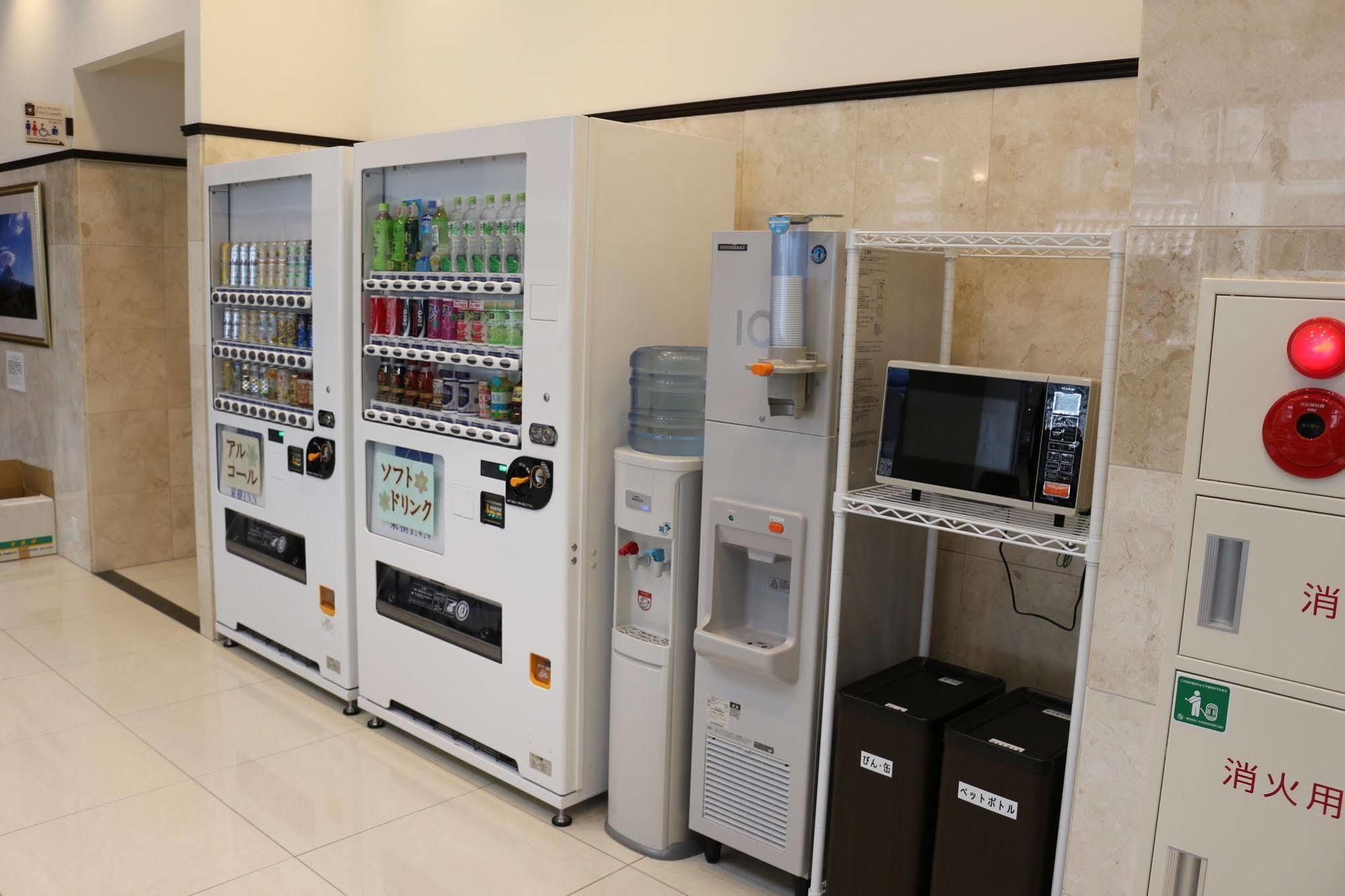 Toyoko Inn Kokura-Eki Minami-Guchi Kitakyushu Exterior foto